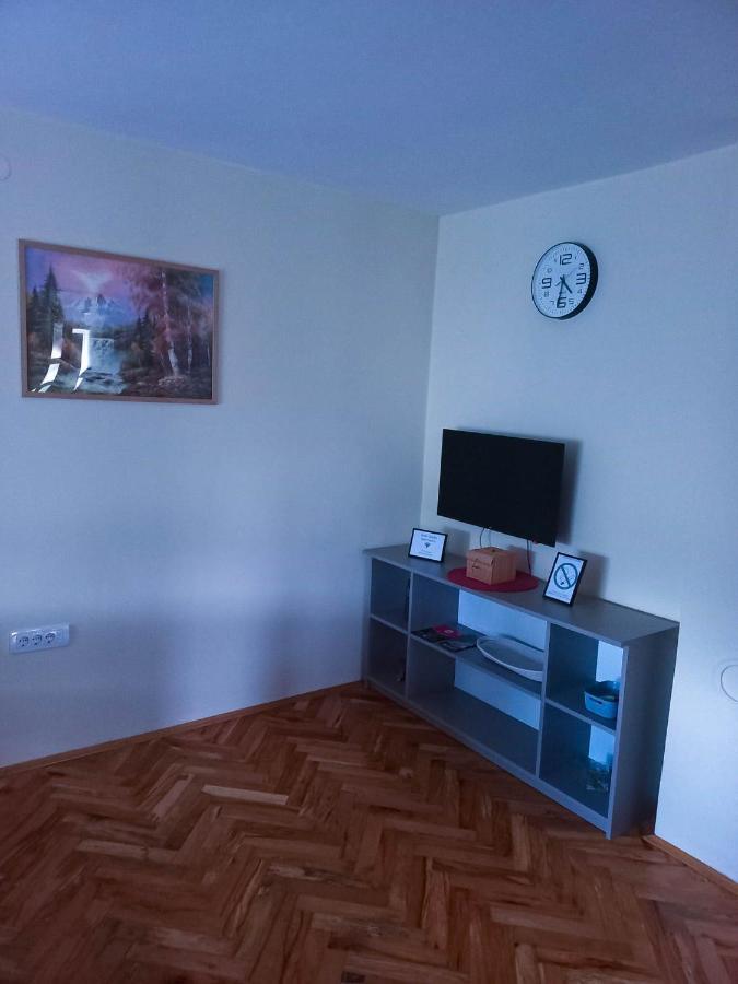 Ledine Green Garden Apartment מראה חיצוני תמונה